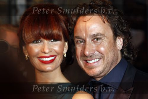 Amsterdam 8 december 2008
Premiere Wit Licht in Tuschinski. Marco Borsato speelt de hoofdrol en Prins Willem Alexander en Prinses Maxima zijn aanwezig. Marco met Leontine
Peter Smulders bv