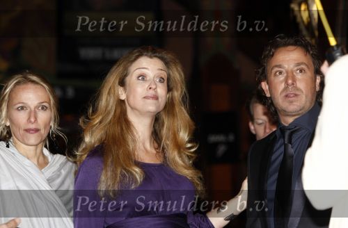 Amsterdam 8 december 2008
Premiere Wit Licht in Tuschinski. Marco Borsato speelt de hoofdrol en Prins Willem Alexander en Prinses Maxima zijn aanwezig. Marco met Willemijn Verloop
Peter Smulders bv