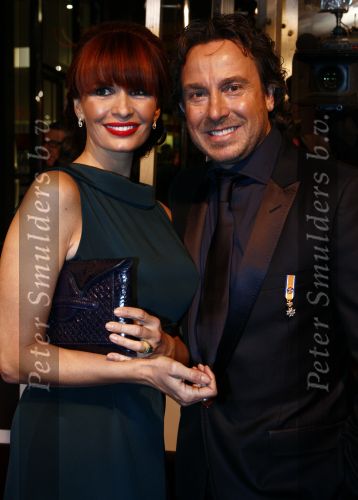 Amsterdam 8 december 2008
Premiere Wit Licht in Tuschinski. Marco Borsato speelt de hoofdrol en Prins Willem Alexander en Prinses Maxima zijn aanwezig.
Peter Smulders bv