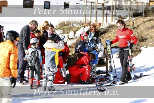Fiss 28 februari 2008 Marco Borsato en Leontine met hun kinderen Jada Senna en Luca op wintersport / skivakantie.
Peter Smulders bv