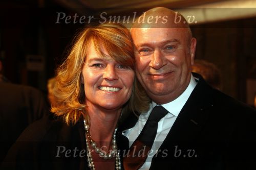 Amstedam 8 december 2008
Prmiere film Wit licht in Tuschinski. hans v Veen
Peter Smulders bv