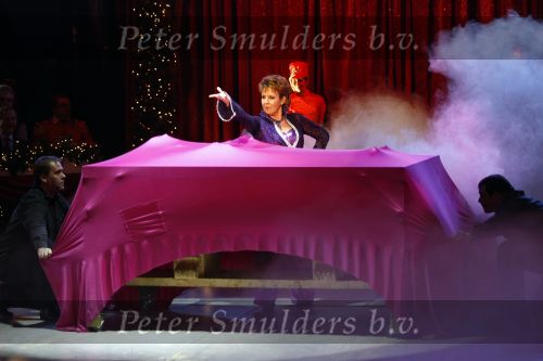 Den Bosch 19  november 2008
Kerstcircus rtl gepresenteerd door Wendy v Dijk en Beua v Erven Dorens. Frans Bauer doet act met Marianne Weber. Mariska is zwanger en was er met de kinderen Frans Christiaan en Jan.
Peter Smulders bv