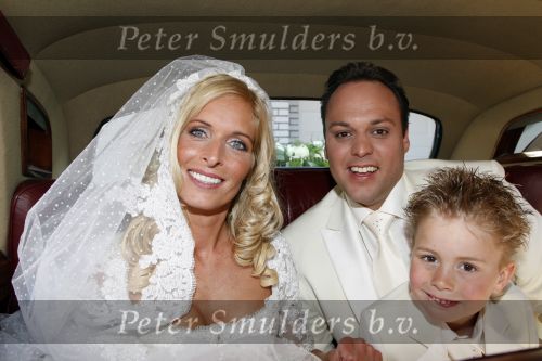 Fijnaart Willemstad 9 mei 2008
Trouwen Frans Bauer en Mariska. Christian Jan en Frans Jr zijn natuurlijk erbij.
Peter Smulders bv