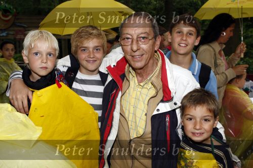 Wassenaar 9 juni 2008
Premiere Sittah in pretpark Duinrell. 
Vader Mariska v Kolck met kinderen en kleinkinderen