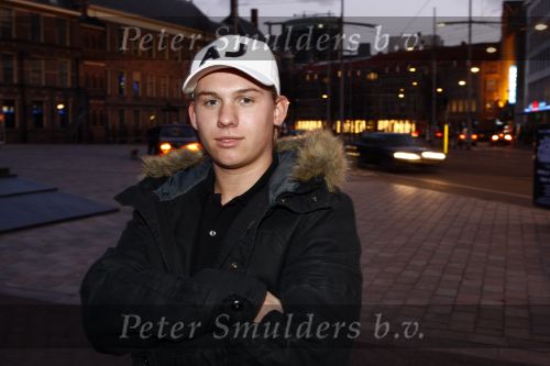 Den Haag 22 oktober 2008
Mark Vurens met videocamera in den Haag.
Peter Smulders bv