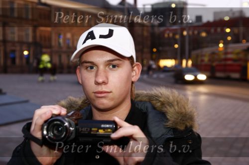 Den Haag 22 oktober 2008
Mark Vurens met videocamera in den Haag.
Peter Smulders bv