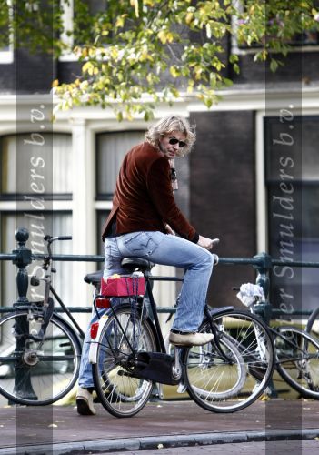 Amsterdam 17 oktober 2008
Matthijs v Nieuwkerk op straat in Amsterdam.