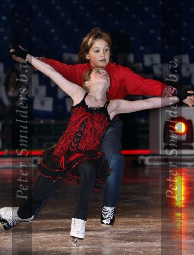 Amstedam 9 december 2008
Maxim Froger doet mee aan sterren kinderen dansen op het ijs. Natasja Froger is natuurlijk van de partij.
Peter Smulders bv