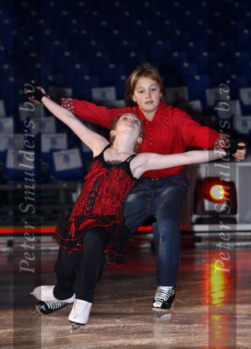 Amstedam 9 december 2008
Maxim Froger doet mee aan sterren kinderen dansen op het ijs. Natasja Froger is natuurlijk van de partij.
Peter Smulders bv