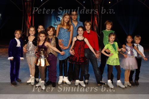 Amsterdam 9 december 2008
Opnames voor sterren kinderen dansen op het ijs. Jan en Christian Bauer Maxim Froger Anna Hulzebosch Floris v d Toorn Carlijn v Leeuwen Daan Wilting en Joop Braakhekke
Peter Smulders bv