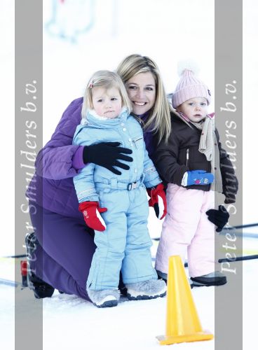 Lech 10 februari 2008
Fotosessie Koninklijke familie. Aanwezig waren Koningin Beatrix Maxima Prins Willem Alexander Amalai Alexia Ariane Prins Constantijn Prinses Laurentien Eloise Claus Cazimir en Elenore.
Peter Smulders bv