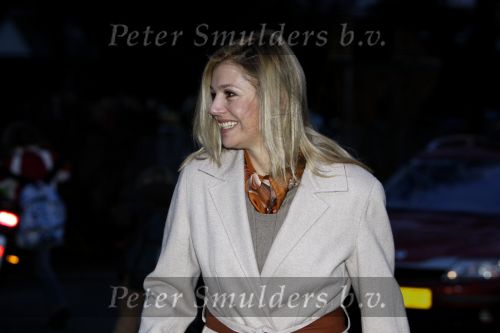 Wassenaar 10 december 2007
Maxima en Prins Willem Alexander brengen pri ses Amalia voor haar eerste schooldag naar de bloemcampschool.
Peter Smulders bv
