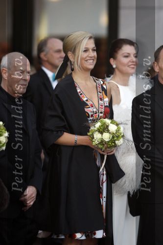 Amsterdam 11 september 2007
Koningin Beatrix en prinses Maxima bij voorstelling voor 75e verjaardag van Hans v Maanen in het muziektheater.