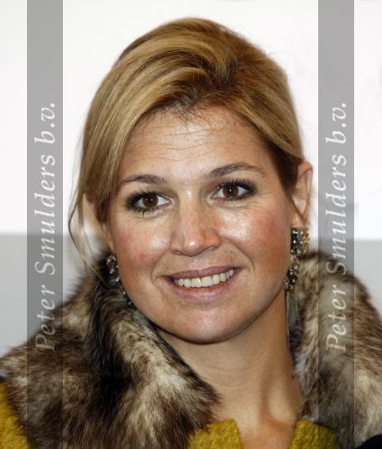 Rotterdam 13 november 2008
Prinses Maxima aanwezig bij bjeenkomst van club de madrid in de van nelle fabriek in Rotterdam. Maxima draagt een pakje met bont.
Peter Smulders bv