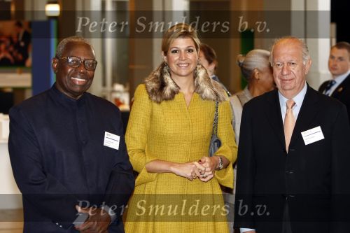 Rotterdam 13 november 2008
Prinses Maxima aanwezig bij bjeenkomst van club de madrid in de van nelle fabriek in Rotterdam. Maxima draagt een pakje met bont. Maxima met  Ronald Venetiaan
Peter Smulders bv