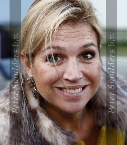 Rotterdam 13 november 2008
Prinses Maxima aanwezig bij bjeenkomst van club de madrid in de van nelle fabriek in Rotterdam. Maxima draagt een pakje met bont.
Peter Smulders bv