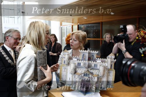Alkmaar 28 oktober 2008
Prinses Maxima bij museum in alkmaar.
Peter Smulders bv