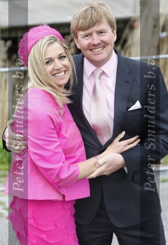 Makkum en Franeker30 april 2008
Koninginnedag 2008 met Koningin Beatrix Prins Willem Alexander Friso Constantijn Maurits Floris Pieter Christiaan Pieter v Vollenhoven en de prinsessen Maxima Laurentien Mabel Aimee Anita Margriet en Marilene.
Peter Smulders bv