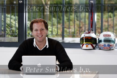 Amsterdam 18 november 2008
Michiel Mol voor F1 racing.
Peter Smulders bv
