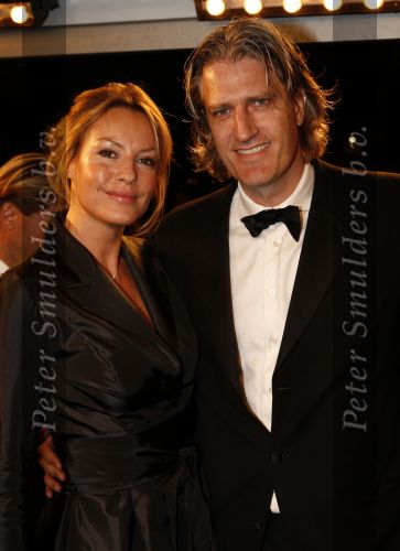 Amsterdam 10 oktober 2008
Premiere Sunset Boulevard in Carre. Micky Hoogendijk met nieuwe vriend
Peter Smulders bv