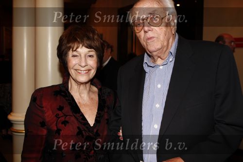 Amsterdam 4 april 2008
Premiere Porgy and Bess in carre. Mies Bouwman met man Leen Timp
Peter Smulders bv