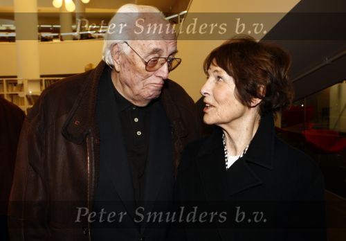 Amsterdam 11 november 2008
Mies Bouwman en Leen Timp bij presentatie sinterklaasboek in de bibliotheek.
Peter Smulders bv