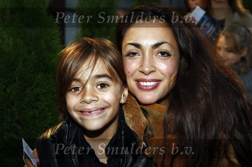 Amsterdam 6 oktober 2008
Premiere film huis Anubis in de theaterfabriek. Monique Kleman met zoon
Peter Smulders bv
