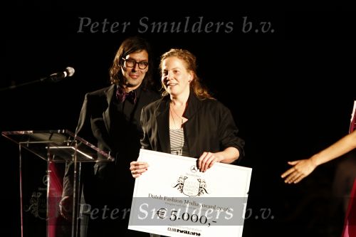 Amsterdam 7 november 2008
Duthc fashion award in de beurs van Berlage sponsored by mercedes. Winares Monique v Heist
Peter Smulders bv