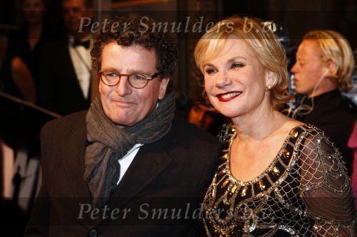 Amstedam 8 december 2008
Prmiere film Wit licht in Tuschinski. Monique v d Ven en Edwin de Vries
Peter Smulders bv