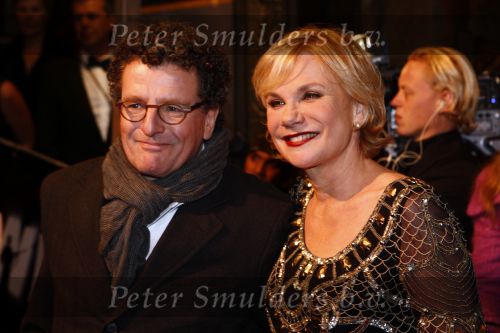 Amstedam 8 december 2008
Prmiere film Wit licht in Tuschinski. Monique v d Ven en Edwin de Vries
Peter Smulders bv