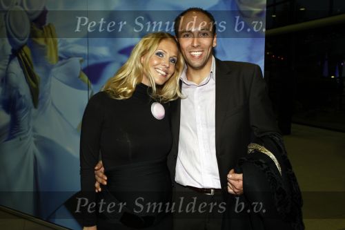 Rotterdam 16 oktober 2008
Premiere Holiday on ice in ahoy. nance Coolen zwanger met vriend
Peter Smulders bv