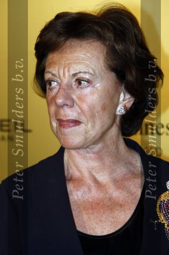 Amsterdam 13 november 2008
 Neelie Kroes bij prix de la mode in stedelijk museum.
Peter Smulders bv