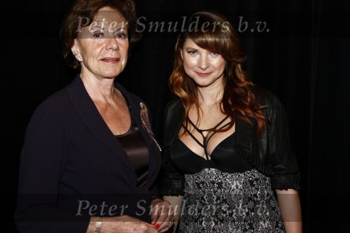 Amsterdam 13 november 2008
 Neelie Kroes bij prix de la mode in stedelijk museum.Met Marlies Dekkers
Peter Smulders bv