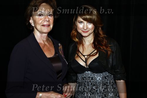 Amsterdam 13 november 2008
 Neelie Kroes bij prix de la mode in stedelijk museum.Met Marlies Dekkers
Peter Smulders bv