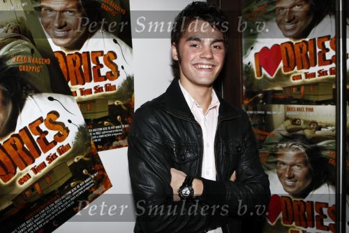 Eemnes 20 oktober 2008
Premiere i love Dries met in de hoofdrollen Dries Roelvink en Rene en Rikkie de Wit. De premiere was bij motel de witte bergen. Neil Hendriks
Peter Smulders bv