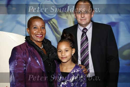 Rotterdam 16 oktober 2008
Premiere Holiday on ice in ahoy. Nelli Cooman met man en dochter
Peter Smulders bv