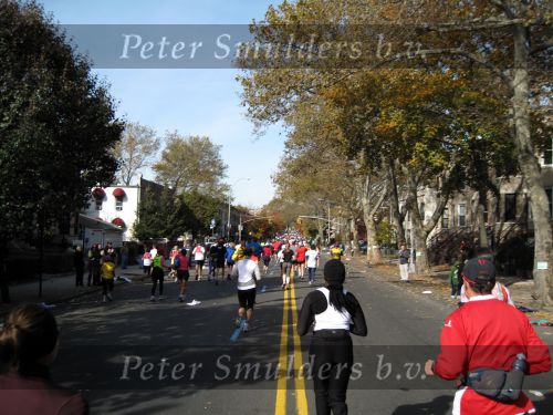 New York 1 en 2 november 2008
Jan Willem en Francis Bruggenwirth en Anoek en Edwin Smulders bij de New York marathon.
Peter Smulders bv