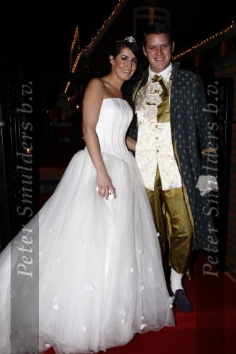 Amsterdam 21 december 2008
House warm party van Jan Smit en Yolanthe Cabau v Kasbergen. Iedereen is verkleed in kleding uit sprookjes. Nick Schilder met vriendin
Peter Smulders bv