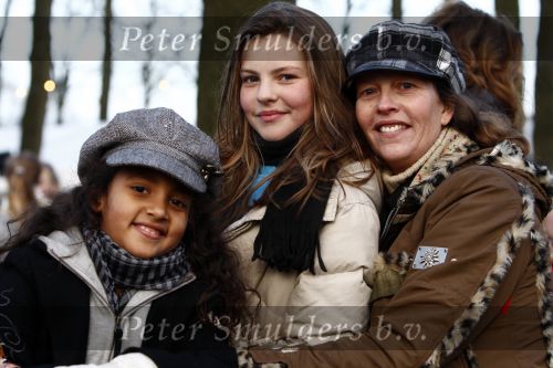 Laren 14 december 2008
Nicole des Bouvrie met dochter.
Peter Smulders bv