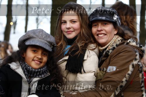 Laren 14 december 2008
Nicole des Bouvrie met dochter.
Peter Smulders bv