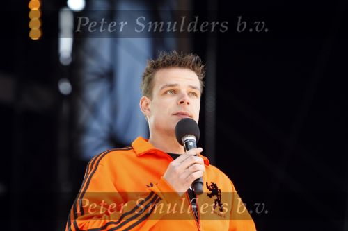 Amsterdam 30 april 2008
Radio 538 op het museumplein tijdens koninginnedag. Niek v d Bruggen
Peter Smulders bv