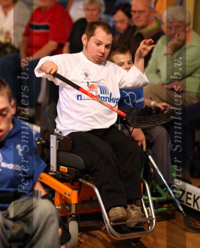 Alphen (Noord- Brabant) 16 September 2007 
Groot Rolhockeytoernooi voor gehandicapten georganiseerd door Target Angels uit Goirle.
Niels Sanders