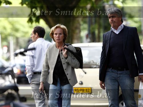 Amsterdam 16 juni 2008
Pieter Storms en zijn vriendin Nina Brink op de cortnelis Schuytstraat.