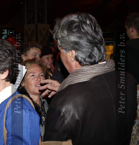 Amsterdam 17 december 2007
Pieter Storms met Nina Brink  en kinderen bij tros kerstcircus.
Peter Smulders bv