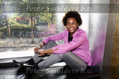 Amsterdam 29 oktober 2008
Finalisten van het sbs6 programma popstars bij escape.Norman
Peter Smulders bv