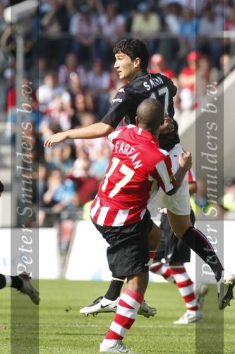 Eindhoven, 23 September 2007 Seizoen 2007/2008 Kompetitewedstrijd PSV-Feyenoord, eindstand 4-0
Nuri Sahin in duel met Jefferson Farfan