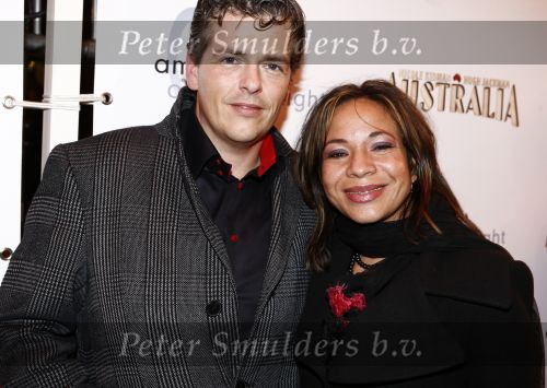 Amsterdam 15 december 2008
Premiere Australia in Tuschinski. Nurlaila Kareem met nieuwe vriend
Peter Smulders bv
