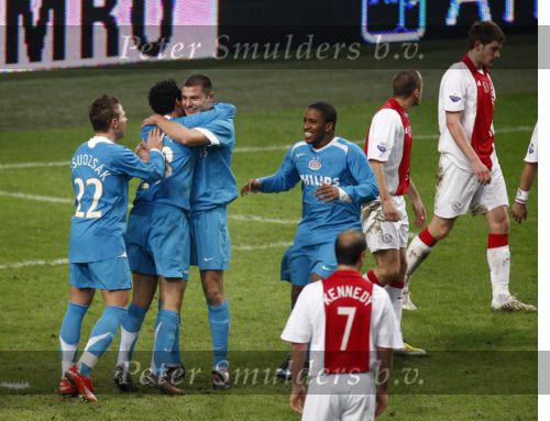 Amsterdam, 30 Januari 2008 Kompetitiewedstrijd AJAX-PSV, eindstand 0-2
Seizoen 2007/2008
Otman Bakkal heeft AJAX de genadeslag toegediend door 0-2 te scoren