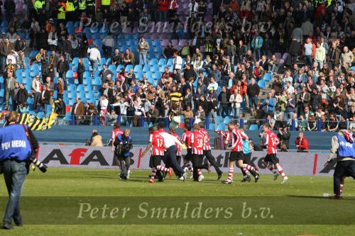 Arnhem, 20 April 2008 Kompetitiewedstrijd Vitesse-PSV, eindstand 0-1 Seizoen 2007/2008
PSV Landskampioen en wordt er dus feest gevierd