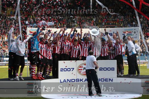 Arnhem, 20 April 2008 Kompetitiewedstrijd Vitesse-PSV, eindstand 0-1 Seizoen 2007/2008
PSV Landskampioen en wordt er dus feest gevierd